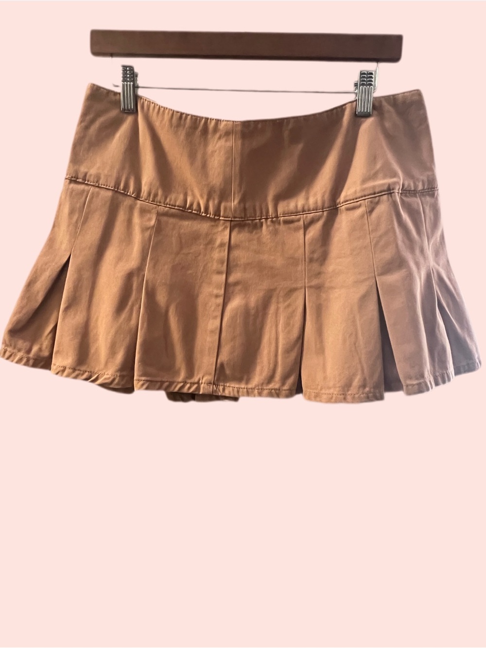 Women's Pleated Mini Skirt in Tan